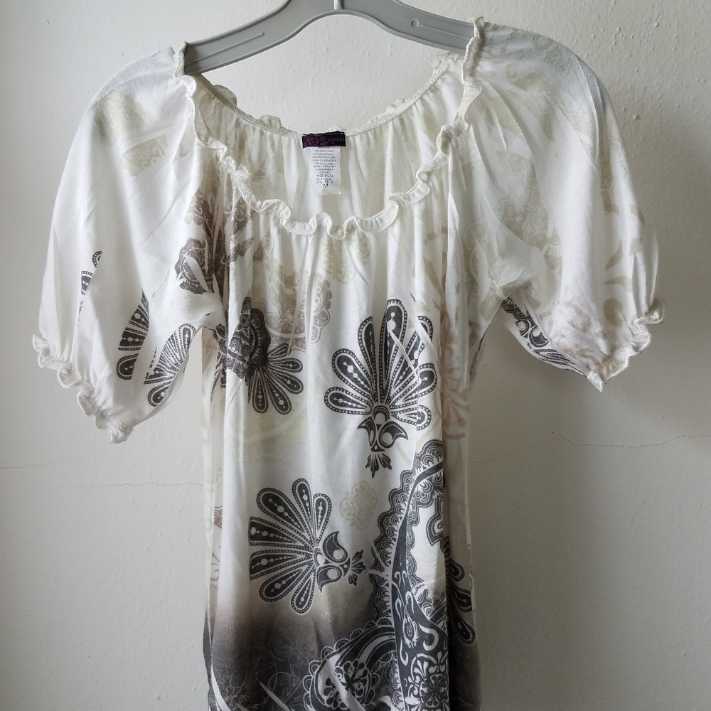 Knit Top with Puffed Sleeves